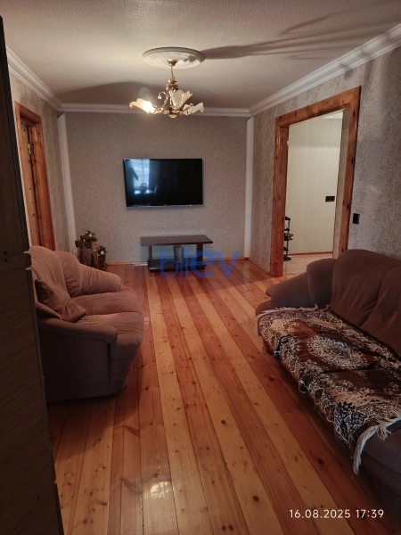 Satış 4 otaqlı Köhnə Tikili bina evi  37m², Gəncə