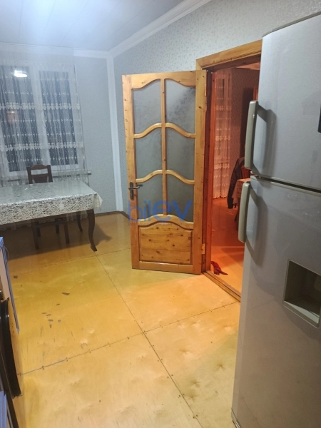 Satış 4 otaqlı Köhnə Tikili bina evi  37m², Gəncə