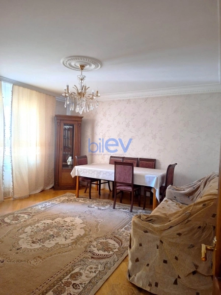 Aylıq Kirayə 3 otaqlı Köhnə Tikili bina evi  80m², Bakı