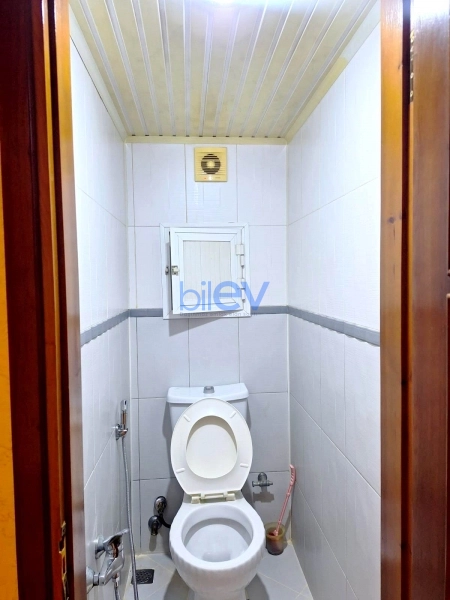 Aylıq Kirayə 3 otaqlı Köhnə Tikili bina evi  80m², Bakı