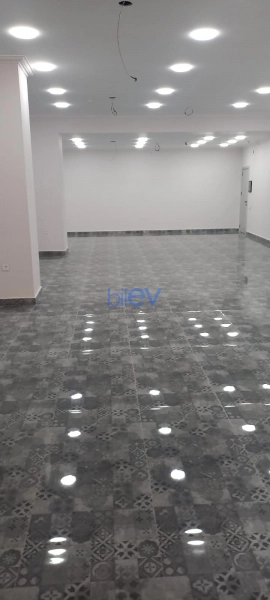 Satış 4 otaqlı Obyekt  330m², Bakı