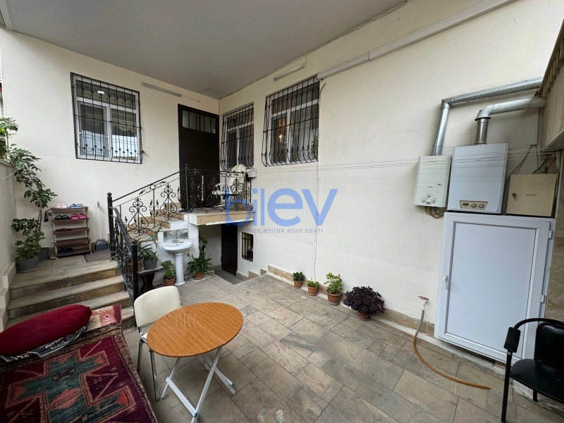 Satış 4 otaqlı Həyət evi  120m², Bakı