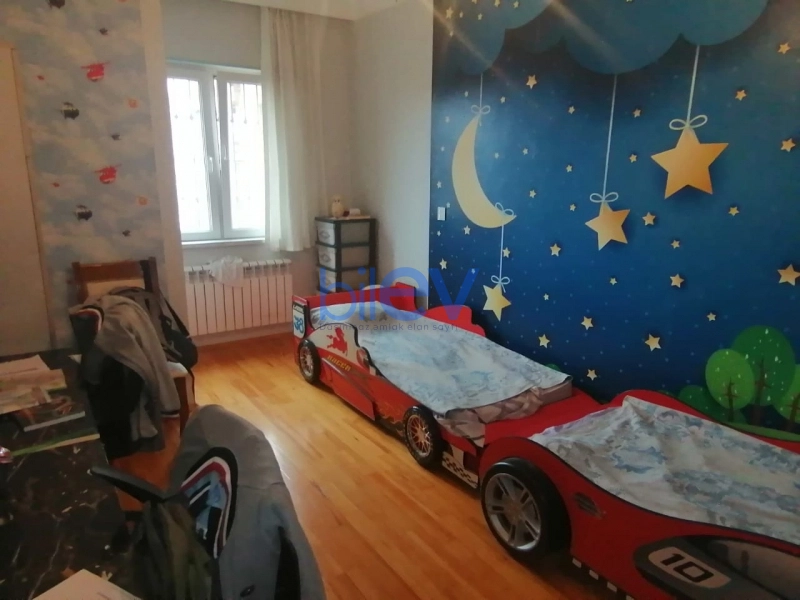 Satış 4 otaqlı Köhnə Tikili bina evi  100m², Bakı