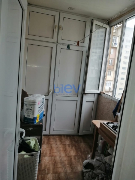 Satış 4 otaqlı Köhnə Tikili bina evi  100m², Bakı