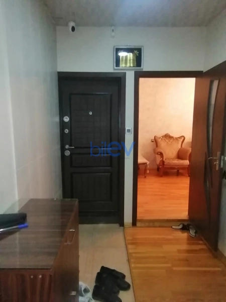 Satış 4 otaqlı Köhnə Tikili bina evi  100m², Bakı