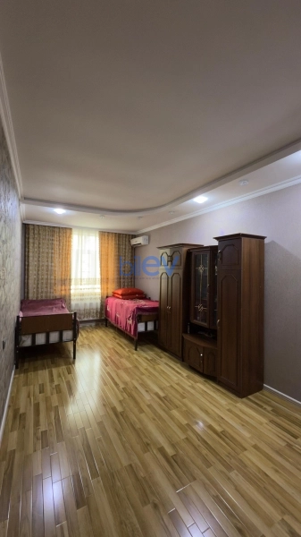 Satış 3 otaqlı Yeni Tikili bina evi  136m², Bakı