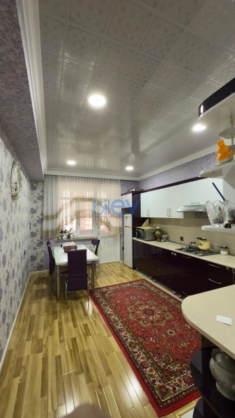 Satış 3 otaqlı Yeni Tikili bina evi  136m², Bakı