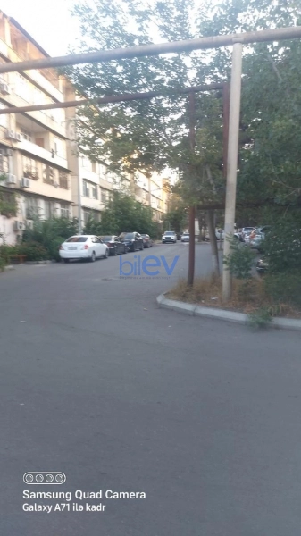 Satış 2 otaqlı Köhnə Tikili bina evi  43m², Bakı