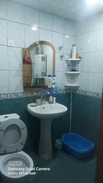 Satış 2 otaqlı Köhnə Tikili bina evi  43m², Bakı