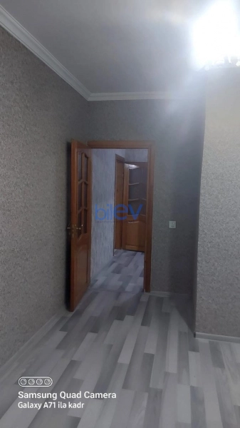 Satış 2 otaqlı Köhnə Tikili bina evi  43m², Bakı