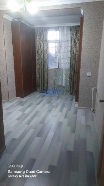 Satış 2 otaqlı Köhnə Tikili bina evi  43m², Bakı