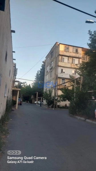 Satış 2 otaqlı Köhnə Tikili bina evi  43m², Bakı