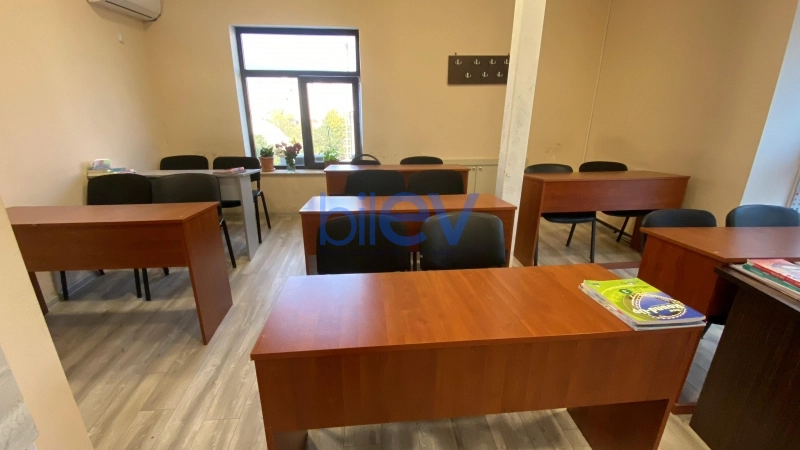 Aylıq Kirayə 10 otaqlı Ofis  30m², Bakı