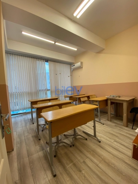 Aylıq Kirayə 10 otaqlı Ofis  30m², Bakı