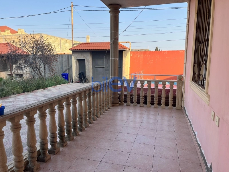 Satış 7 otaqlı Bağ evi  330m², Bakı