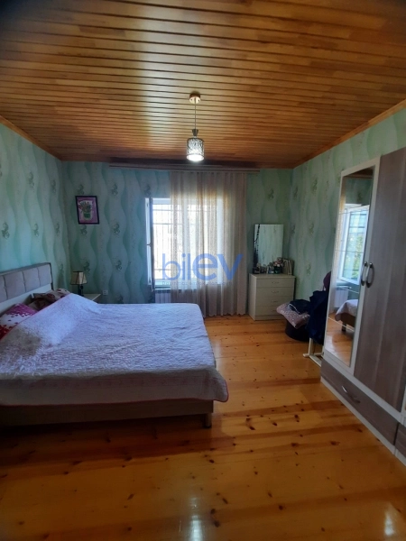 Satış 5 otaqlı Bağ evi  200m², Bakı