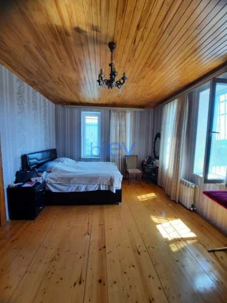 Satış 5 otaqlı Bağ evi  200m², Bakı