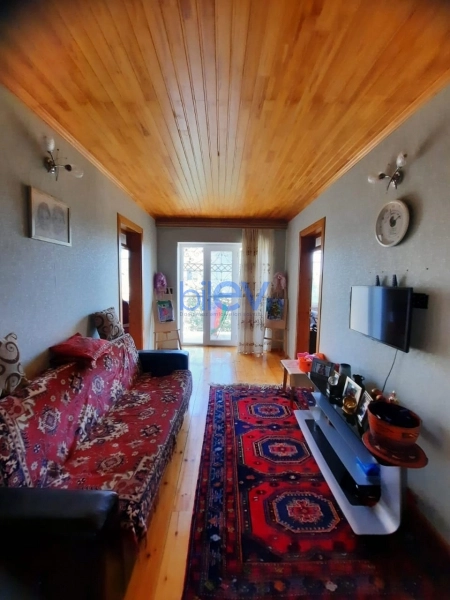 Satış 5 otaqlı Bağ evi  200m², Bakı