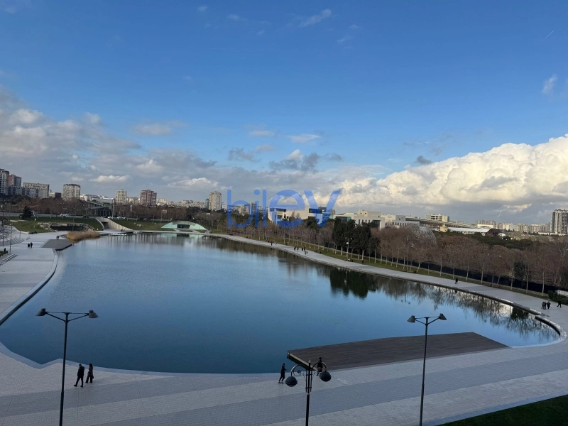 Satış 3 otaqlı Yeni Tikili bina evi  185m², Bakı