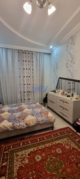 Satış 3 otaqlı Köhnə Tikili bina evi  70m², Bakı