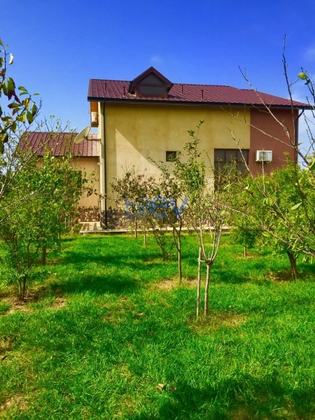 Satış 5 otaqlı Bağ evi  250m², Bakı
