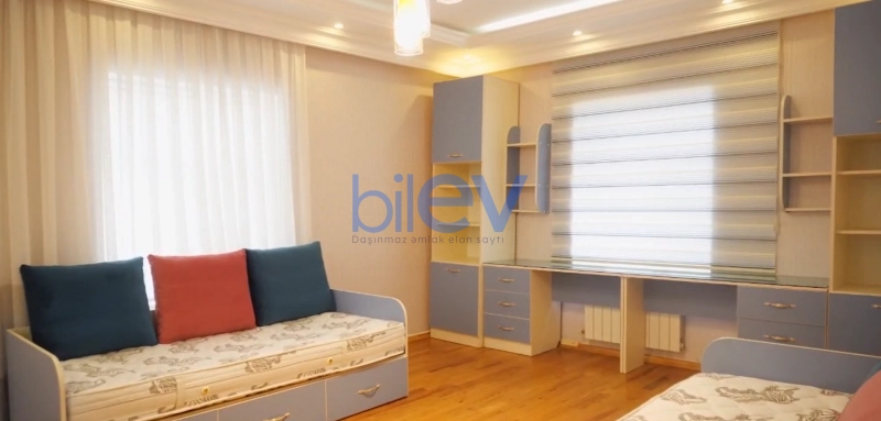 Satış 7 otaqlı Həyət evi  352m², Bakı