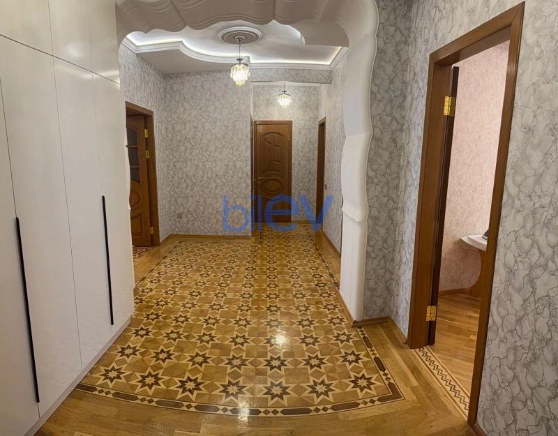 Aylıq Kirayə 3 otaqlı Yeni Tikili bina evi  118m², Sumqayıt