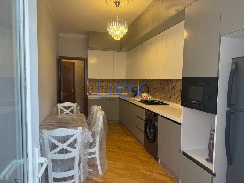 Aylıq Kirayə 3 otaqlı Yeni Tikili bina evi  118m², Sumqayıt