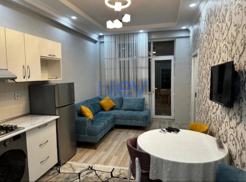 Aylıq Kirayə 2 otaqlı Köhnə Tikili bina evi  52m², Bakı