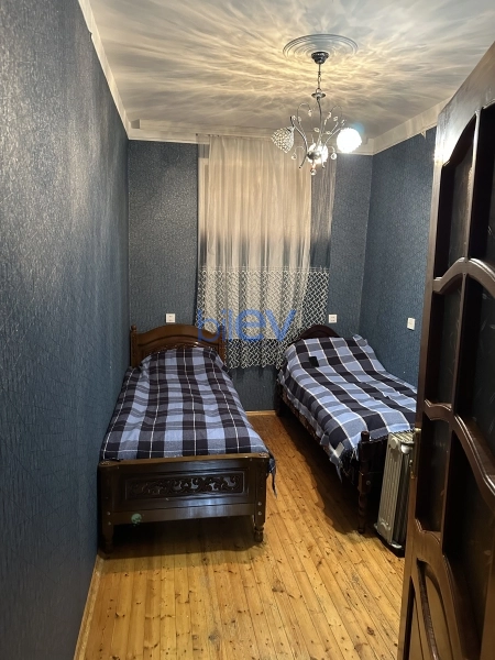 Satış 3 otaqlı Köhnə Tikili bina evi  65m², Sumqayıt
