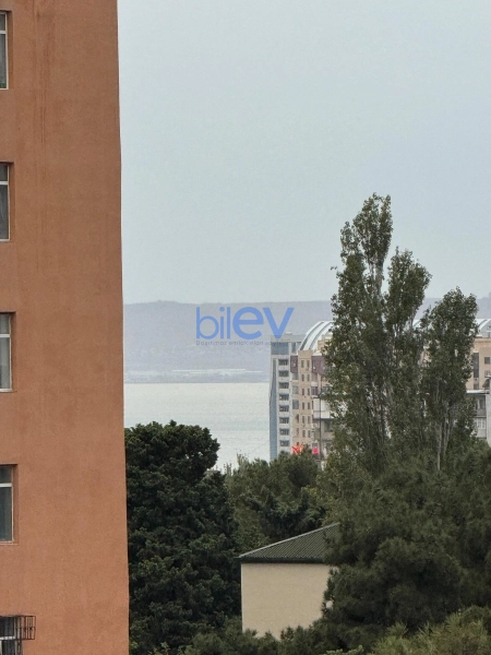 Satış 2 otaqlı Köhnə Tikili bina evi  60m², Bakı