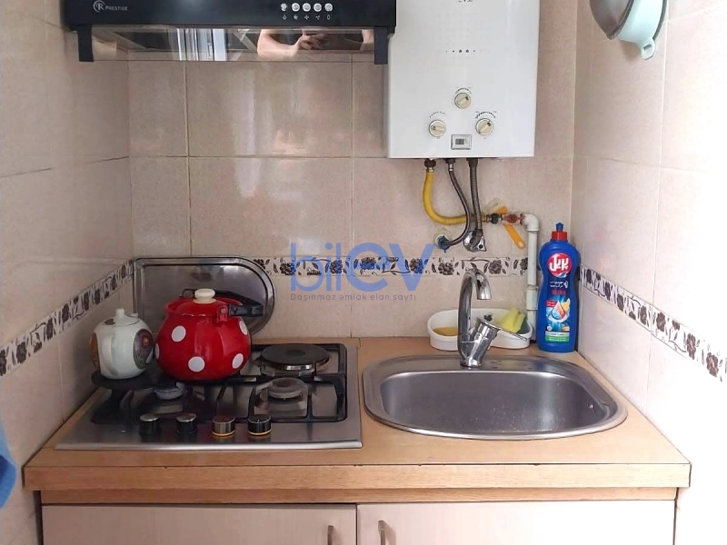 Satış 4 otaqlı Köhnə Tikili bina evi  105m², Bakı