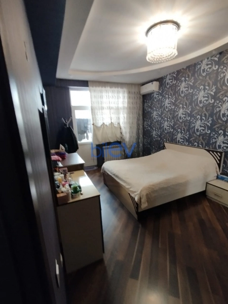 Satış 4 otaqlı Yeni Tikili bina evi  132m², Xırdalan
