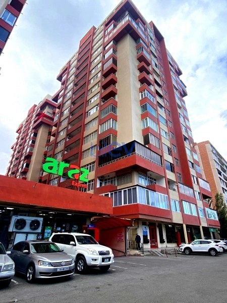 Satış 2 otaqlı Yeni Tikili bina evi  111m², Bakı