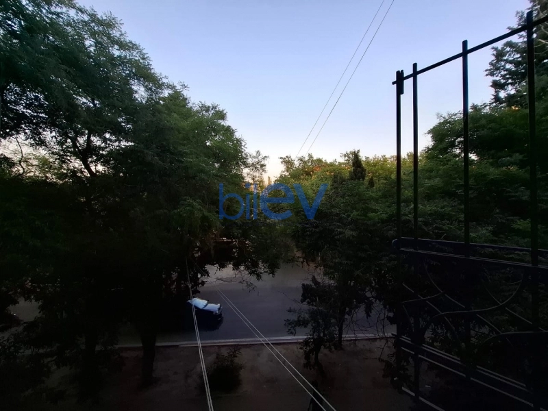 Satış 3 otaqlı Köhnə Tikili bina evi  85m², Bakı