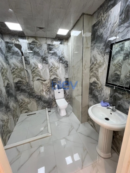 Satış 4 otaqlı Yeni Tikili bina evi  186m², Bakı