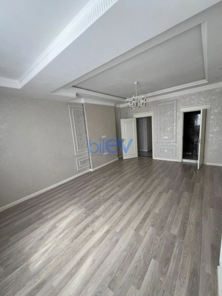 Satış 4 otaqlı Yeni Tikili bina evi  186m², Bakı