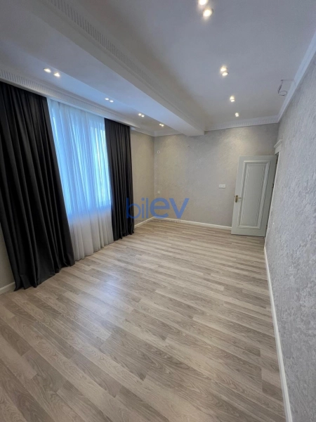 Satış 4 otaqlı Yeni Tikili bina evi  186m², Bakı