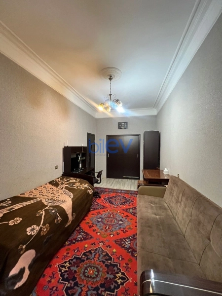Satış 3 otaqlı Köhnə Tikili bina evi  80m², Bakı