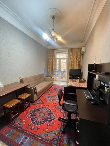 Satış 3 otaqlı Köhnə Tikili bina evi  80m², Bakı