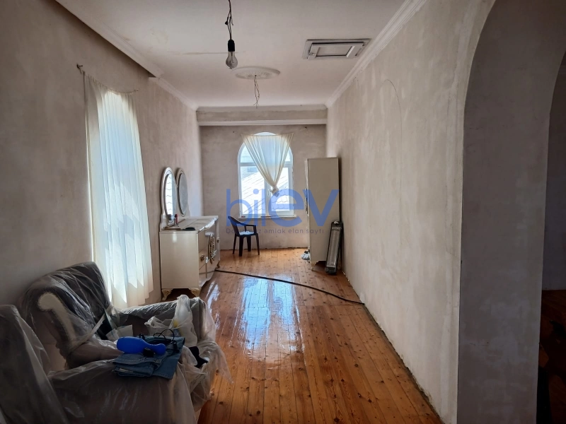 Satış 5 otaqlı Həyət evi  200m², Bakı