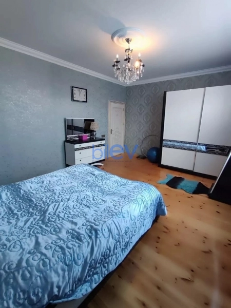 Satış 5 otaqlı Həyət evi  160m², Bakı