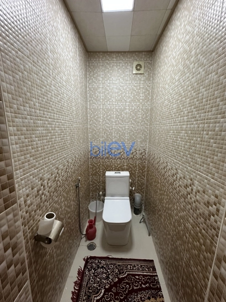 Satış 4 otaqlı Köhnə Tikili bina evi  63m², Sumqayıt