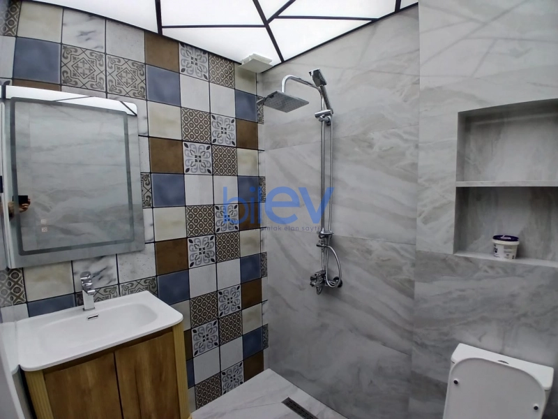 Satış 2 otaqlı Köhnə Tikili bina evi  55m², Bakı
