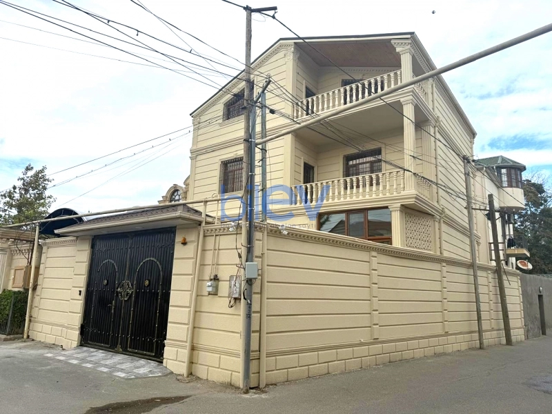 Satış 4 otaqlı Həyət evi  255m², Bakı