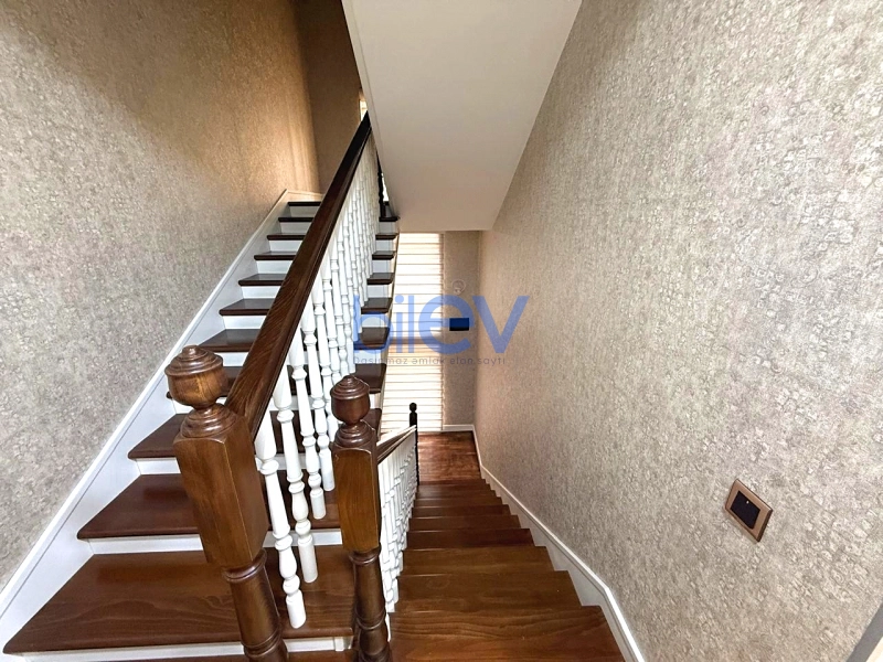 Satış 4 otaqlı Həyət evi  255m², Bakı