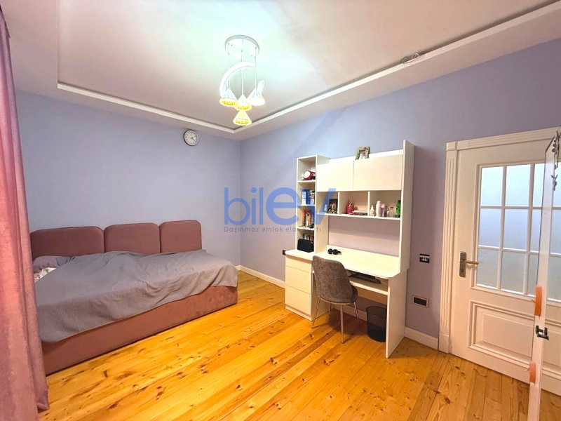 Satış 4 otaqlı Həyət evi  255m², Bakı