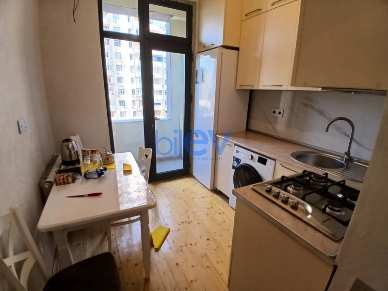 Aylıq Kirayə 1 otaqlı Yeni Tikili bina evi  38m², Bakı