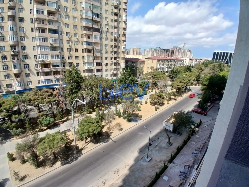 Aylıq Kirayə 1 otaqlı Yeni Tikili bina evi  38m², Bakı