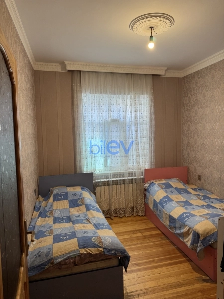 Satış 7 otaqlı Həyət evi  258m², Bakı